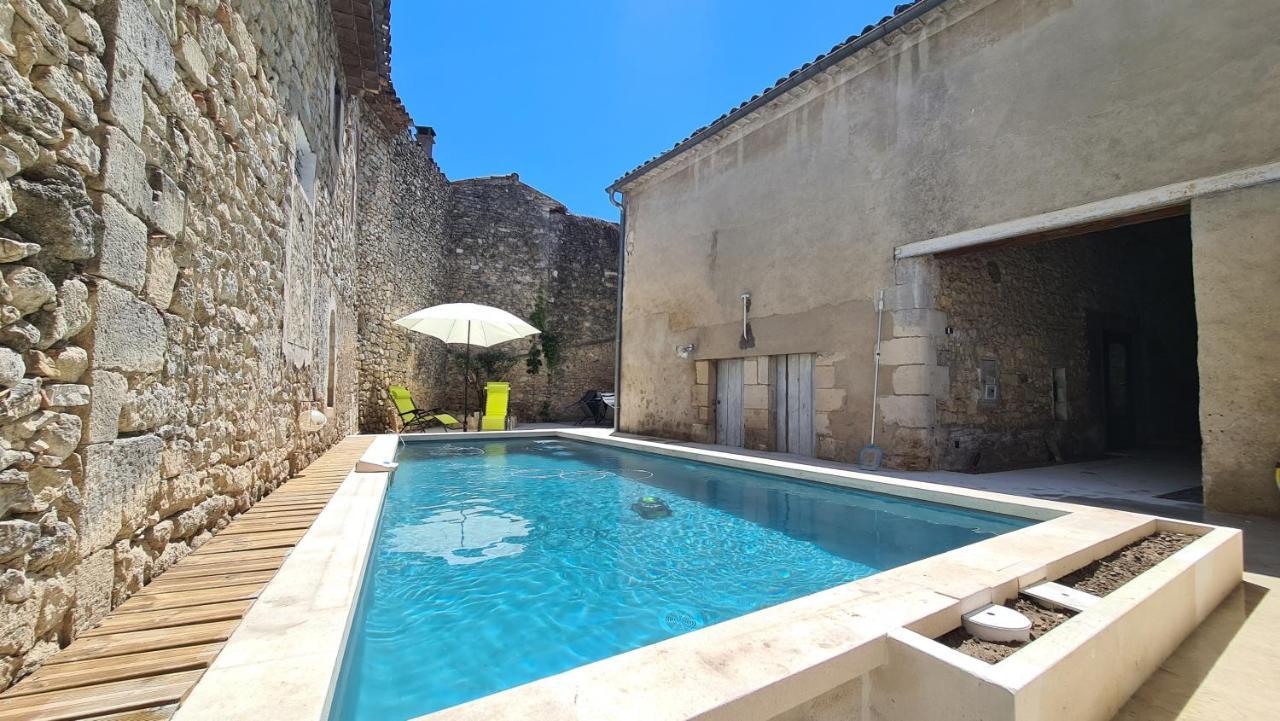 La Maison Bleue Céreste Exteriör bild