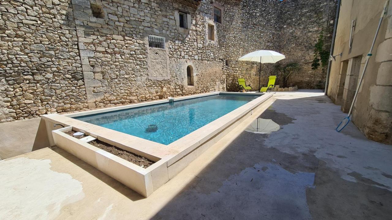 La Maison Bleue Céreste Exteriör bild